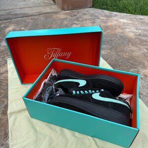 Nike Air Force1 Low x Tiffany and Co. Size 5.5